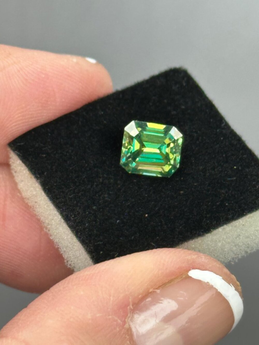 Multi-Color Diamond - Picture 4 of 15
